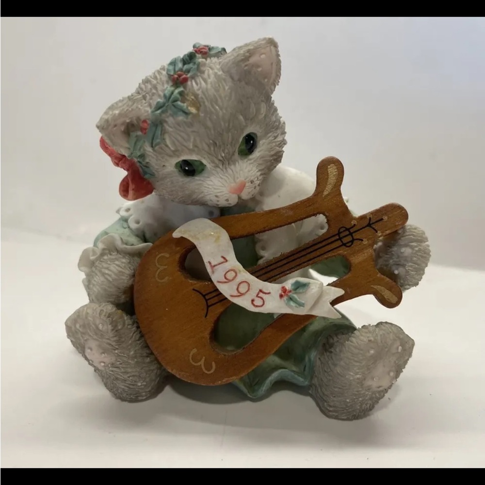 Retired 1995 Calico Kittens Resin Cat Figurine "The First Noel" 144606